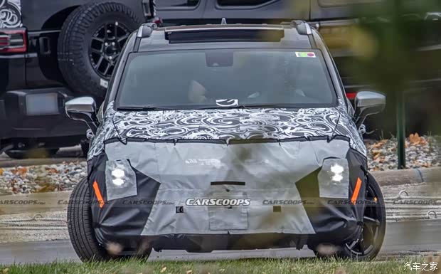 全新克莱斯勒大捷龙谍照 造型更加动感 延续美系豪华